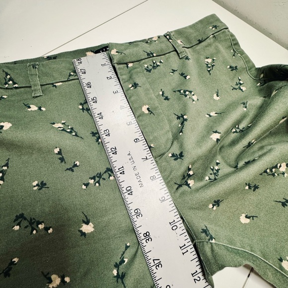 Anthropologie Tinsel Green Floral Print Pants Stretch Skinny Chino SZ 31 - Picture 13 of 16
